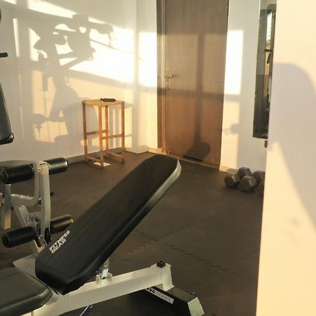 Murex Plaza Hotel & Suites Monrovia Esterno foto