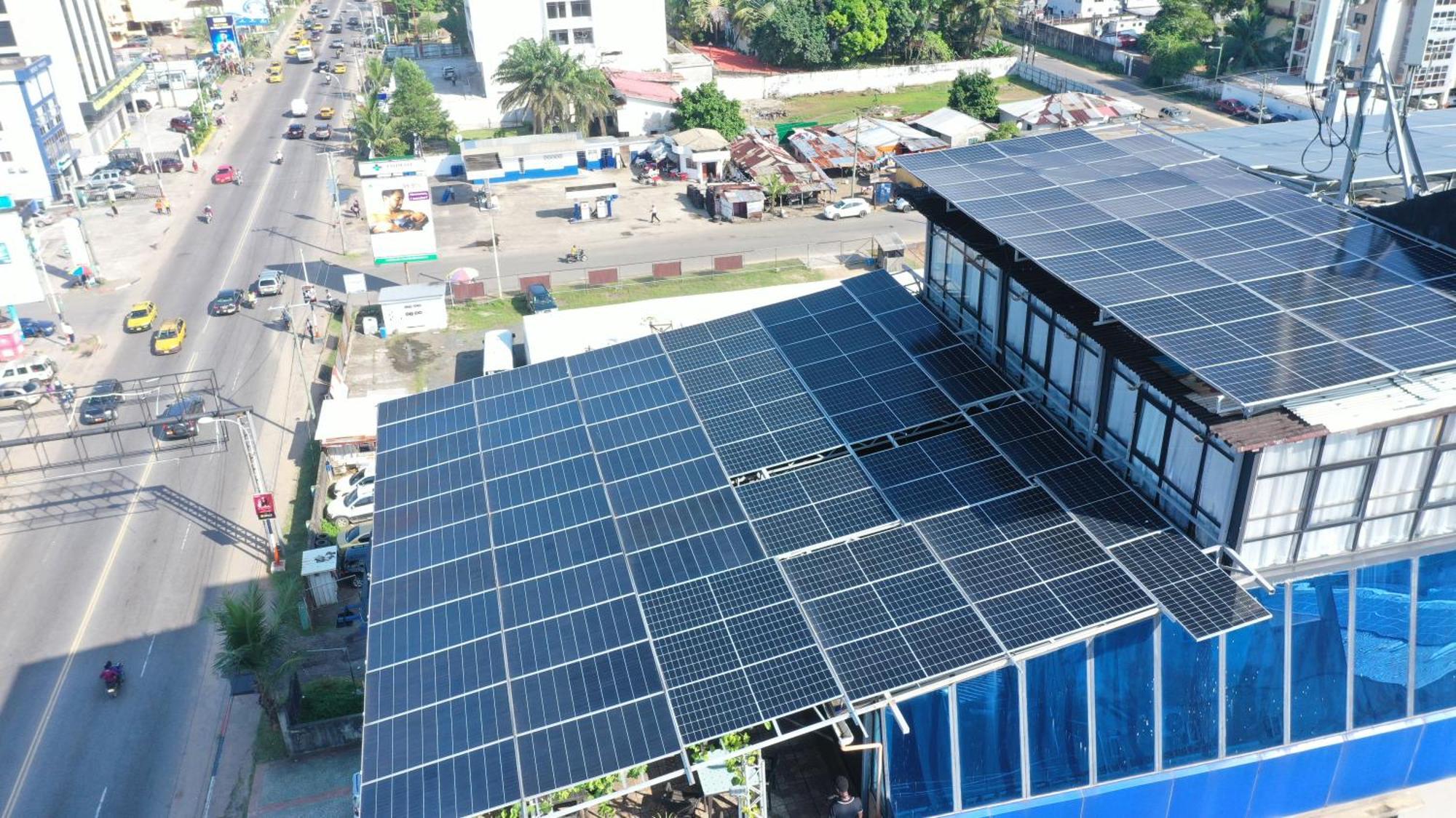 Murex Plaza Hotel & Suites Monrovia Esterno foto