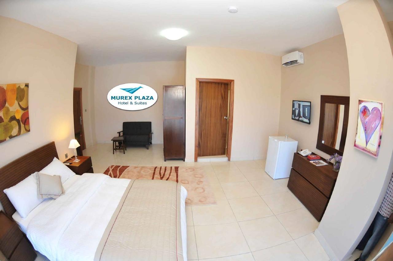 Murex Plaza Hotel & Suites Monrovia Esterno foto